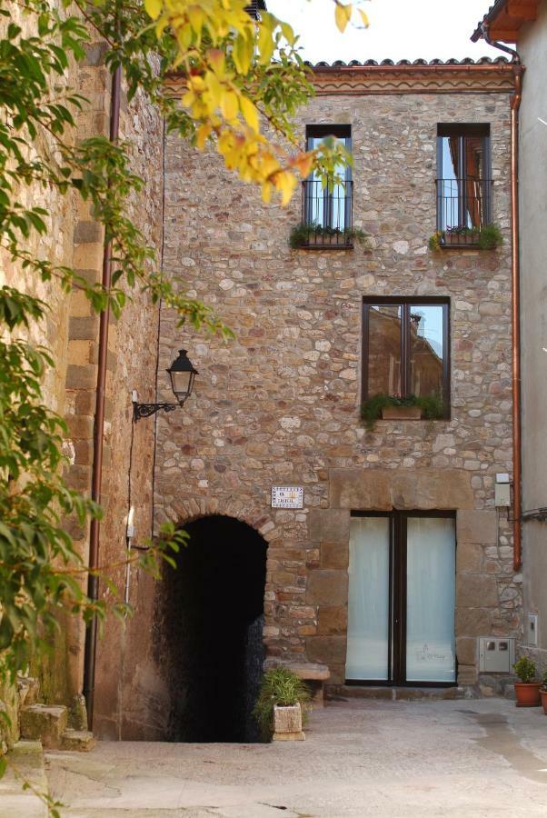 El Castell De La Pobla De Lillet (Adults Only)ヴィラ エクステリア 写真